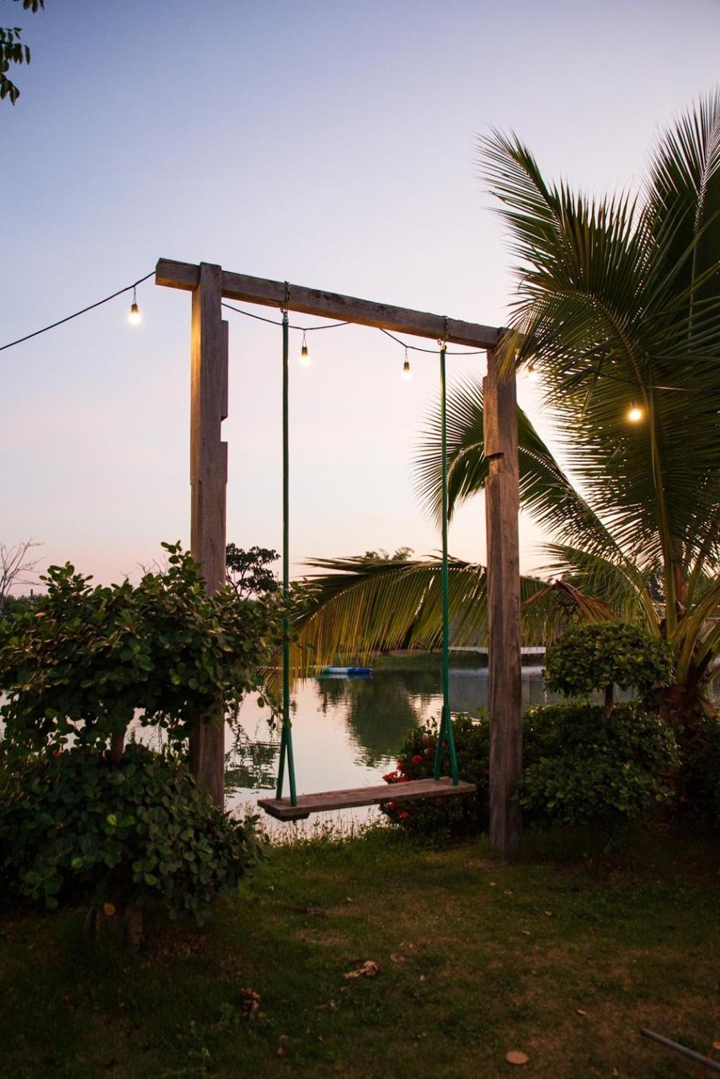 Eden House Resort 나콘나욕 외부 사진