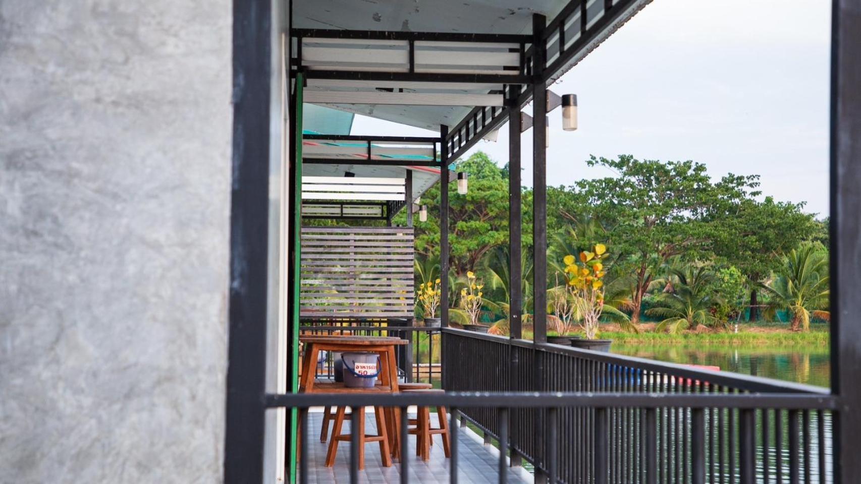 Eden House Resort 나콘나욕 외부 사진