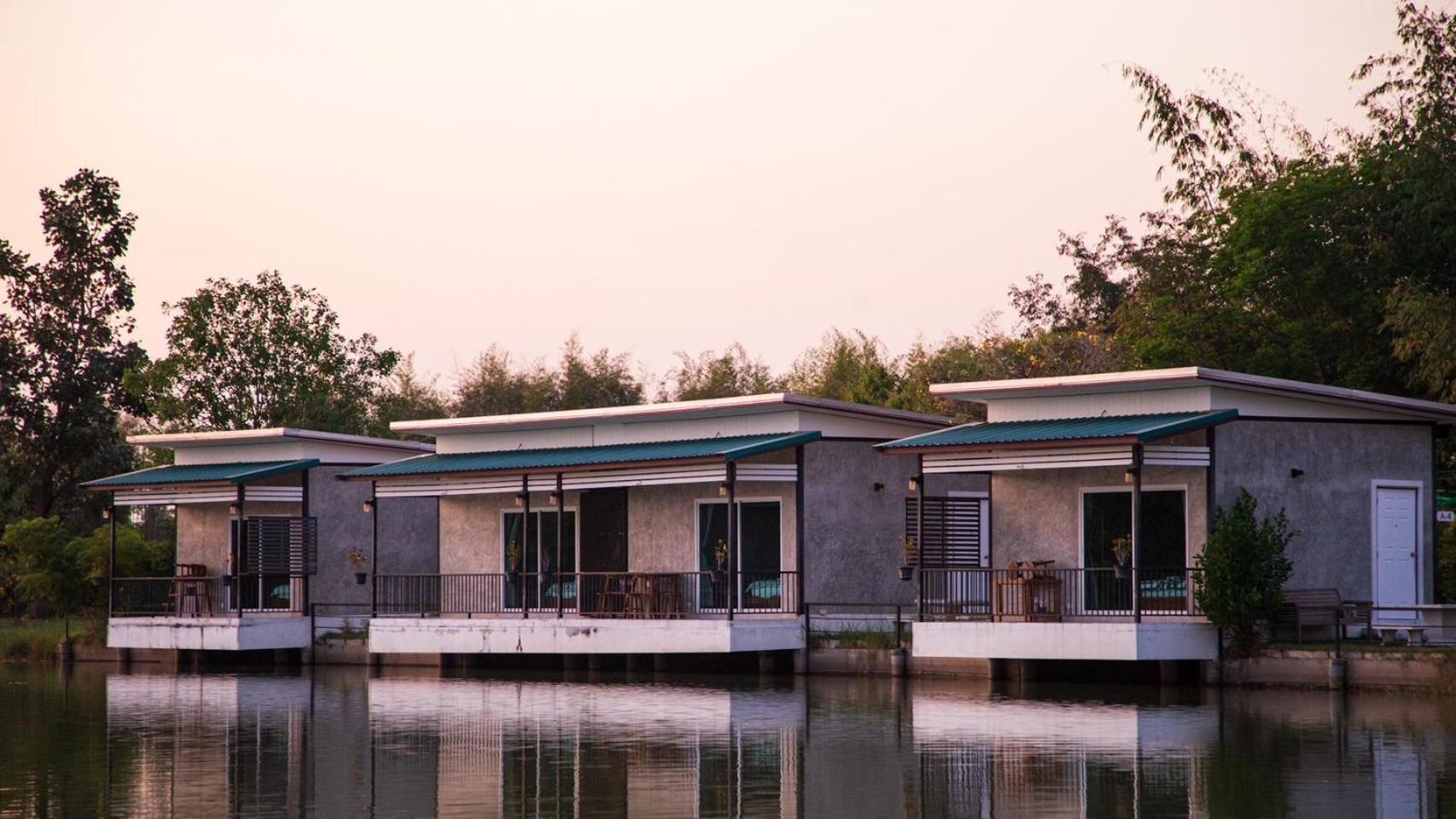 Eden House Resort 나콘나욕 외부 사진